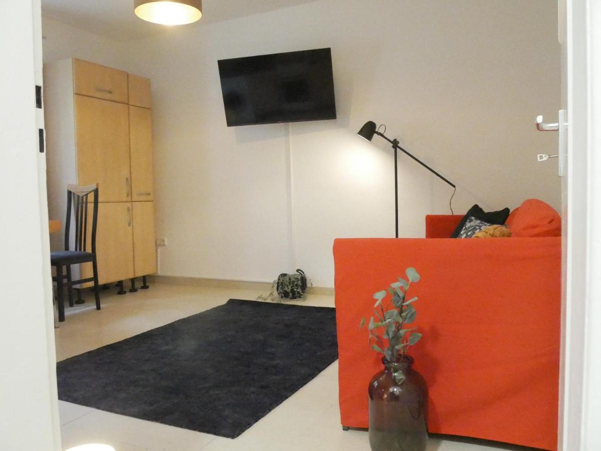 Apartment Mit Einzelbetten Fur Zwei Essen Eksteriør bilde